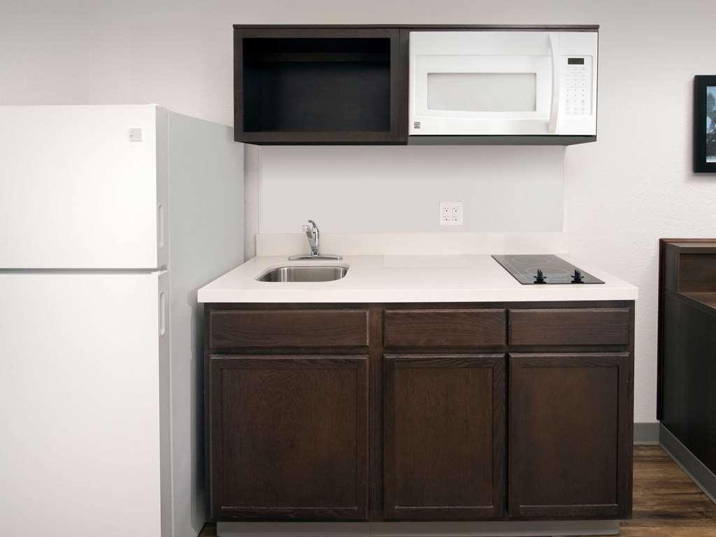 Extended Stay America Select Suites - Oklahoma City - West Ruang foto
